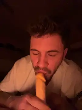 deathnightten online show from December 4, 2025, 12:31 am