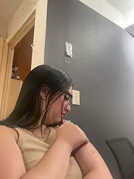 Kloe Novoa online show from November 8, 2025, 1:22 pm