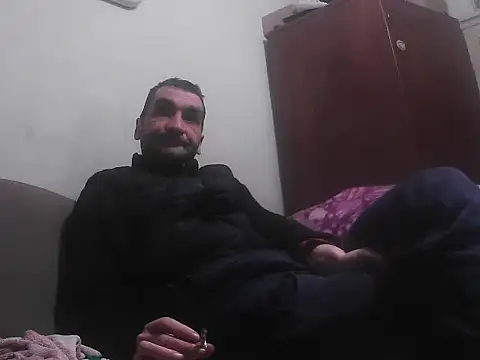 alin42xx online show from November 19, 2025, 2:55 am