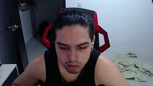 LiamRidesr online show from November 29, 2025, 12:13 am