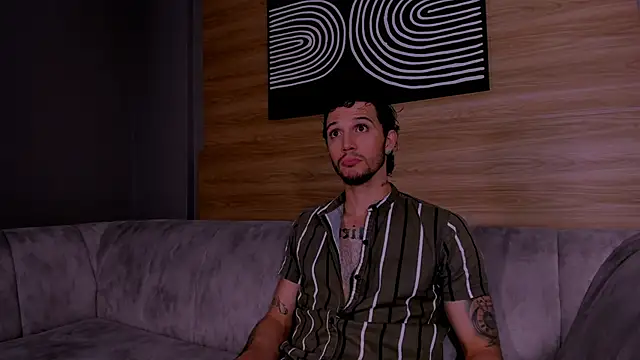 tonny  08 online show from November 20, 2025, 1:33 pm