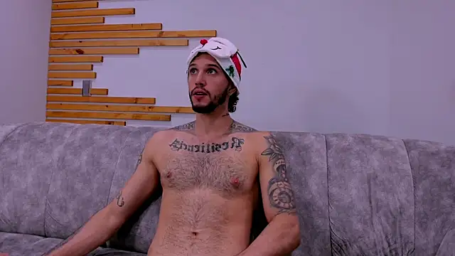 tonny  08 online show from December 5, 2025, 1:31 pm