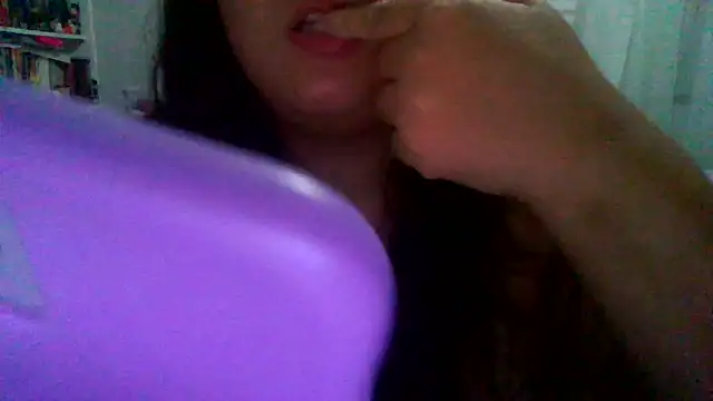 Snapshot of crazzyanne chatting on February 24, 2026, 5:05 am crazzyanne online show from February 24, 2026, 5:05 am