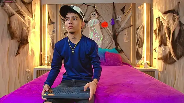 Ink Boy online show from October 25, 2025, 1:18 pm