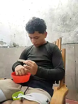 fer luna online show from November 4, 2025, 9:14 pm