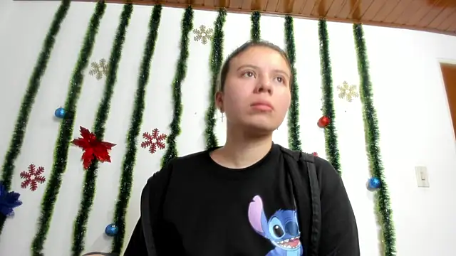 Vanessa Martinz online show from November 27, 2025, 12:18 pm