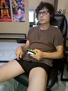 Ais B10 online show from April 22, 2026, 4:48 am