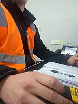 ozone1992 online show from April 26, 2026, 1:14 am