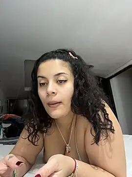 amellita-33 online show from August 5, 2026, 12:35 am