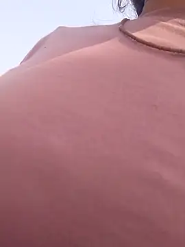 Poonam12A online show from November 16, 2025, 5:13 am