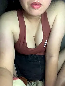 Clair zee online show from October 26, 2025, 6:14 pm