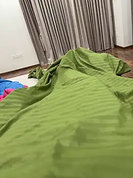 Raj3090 online show from November 26, 2025, 5:36 pm