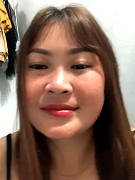 bombom1x online show from October 29, 2025, 4:31 pm