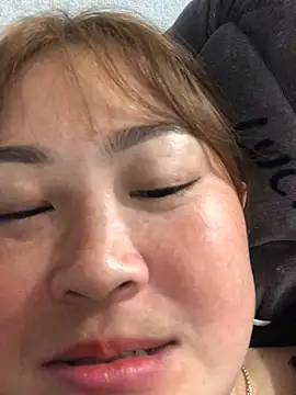 bombom1x online show from November 14, 2025, 12:48 pm