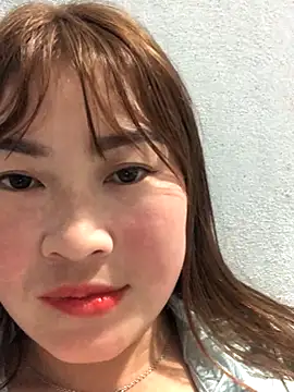 bombom1x online show from November 21, 2025, 4:38 pm