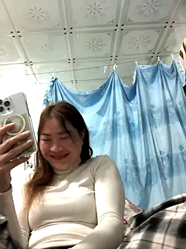 bombom1x online show from November 28, 2025, 10:40 am