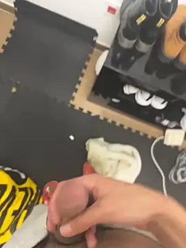 findomhot online show from October 29, 2025, 8:32 pm