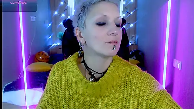 Sweet-n-Strong online show from October 28, 2025, 8:18 am