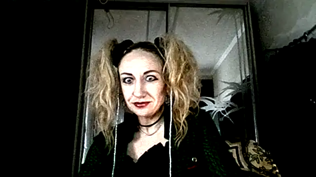 LilaniLoverx online show from January 6, 2026, 10:12 pm