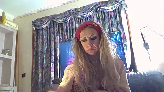 LilaniLoverx online show from April 21, 2026, 1:53 am