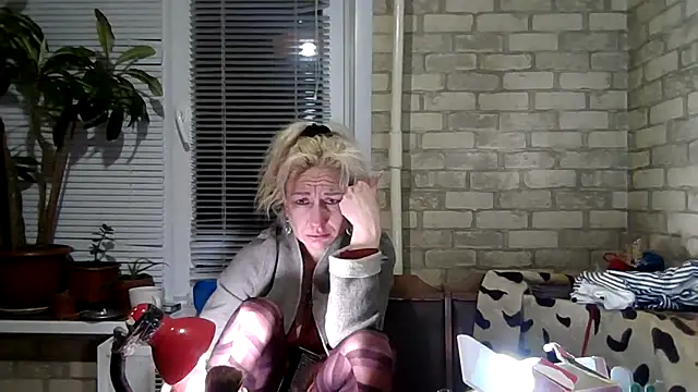 LilaniLoverx online show from May 11, 2026, 7:33 pm