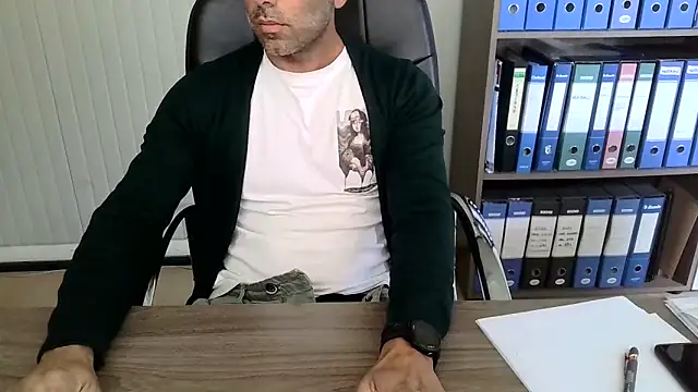 Evasionee online show from October 24, 2025, 1:18 pm