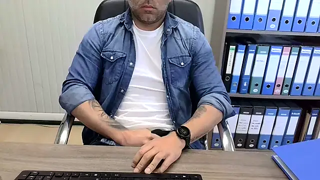 Evasionee online show from April 20, 2026, 6:27 am