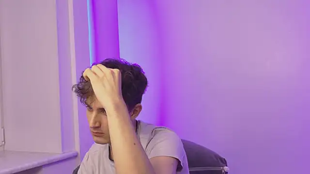 Richard steele hot online show from November 7, 2025, 3:23 pm