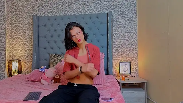 Indi rave online show from February 5, 2026, 1:05 pm