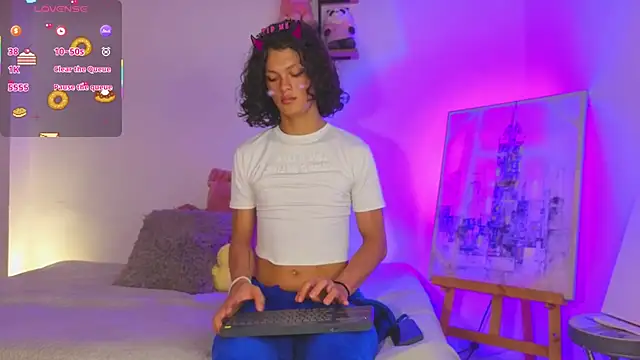 Indi rave online show from April 16, 2026, 7:47 pm