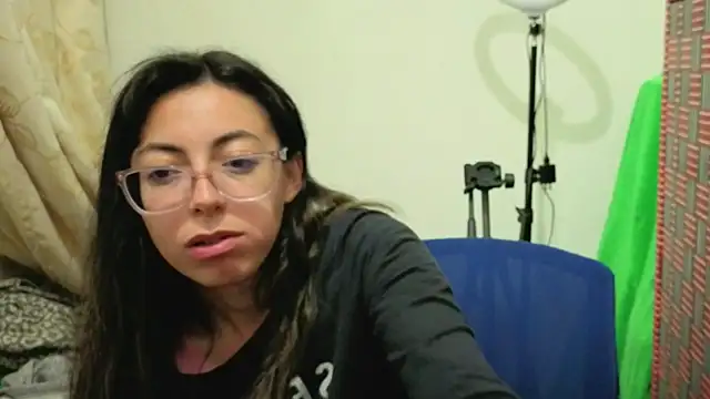Snapshot of zylla_storn chatting on March 29, 2026, 11:27 pm zylla storn online show from March 29, 2026, 11:27 pm