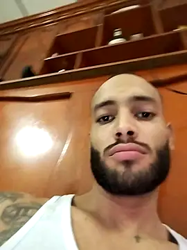 Giselle Max online show from November 29, 2025, 4:21 pm