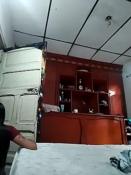 Giselle Max online show from December 2, 2025, 2:45 pm