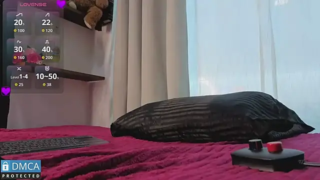 eva delight  online show from April 21, 2026, 12:11 pm