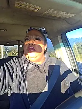 TigOBittiesTheOriginal online show from November 5, 2025, 1:11 pm