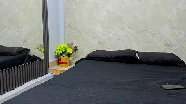 Sarahh-19 online show from November 14, 2025, 11:53 am