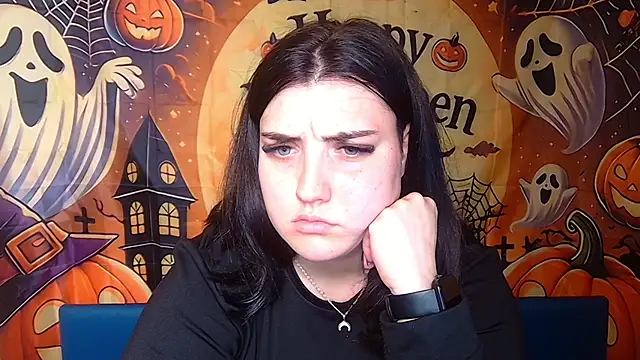 Snapshot of ScarletCargo chatting on November 1, 2025, 12:07 pm ScarletCargo online show from November 1, 2025, 12:07 pm