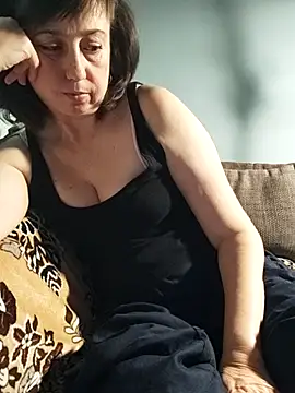 MaryKiki5619 online show from November 27, 2025, 7:27 pm