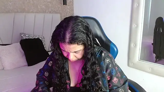 AliceSmity  online show from April 23, 2026, 12:15 pm