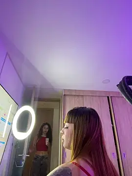 GiaStonne online show from March 31, 2026, 1:18 am