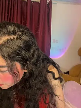 Snapshot of wetbyAlice chatting on February 16, 2026, 11:23 pm wetbyAlice online show from February 16, 2026, 11:23 pm