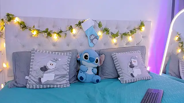 Snapshot of BLAIR_QUEEN chatting on December 20, 2025, 9:00 pm BLAIR QUEEN online show from December 20, 2025, 9:00 pm