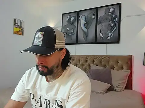 christopher palmerjs online show from December 15, 2025, 1:54 am