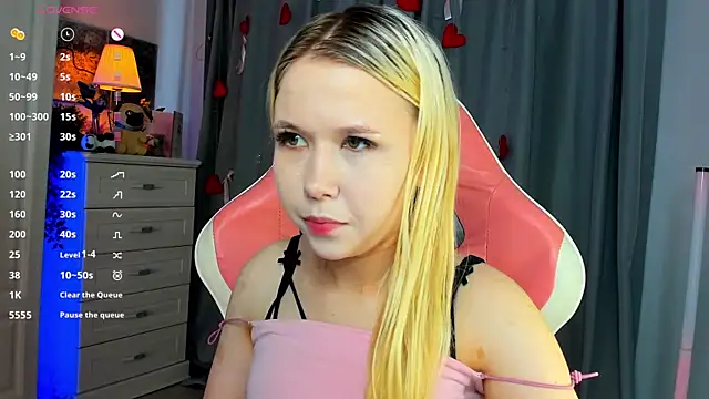 VivieSunn online show from June 28, 2026, 9:37 am