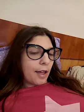 sweetbabygirlforyou online show from March 5, 2026, 12:01 pm