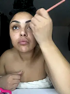 Snapshot of CaramelCarmenxox chatting on November 23, 2025, 10:20 pm CaramelCarmenxox online show from November 23, 2025, 10:20 pm