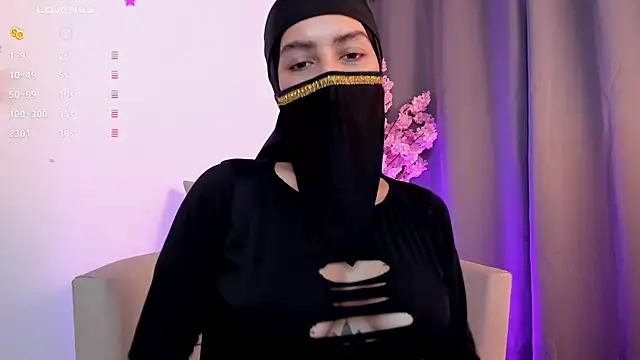 shaima   online show from April 19, 2026, 9:50 pm