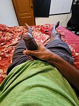 16Hose online show from November 15, 2025, 2:57 pm