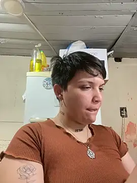 leti302 online show from November 4, 2025, 6:40 pm