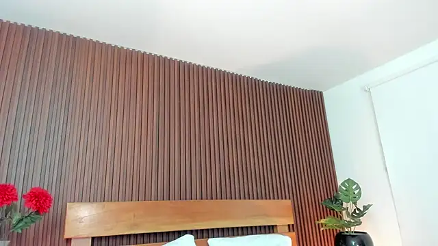 anastasia cortez  online show from November 23, 2025, 2:55 am